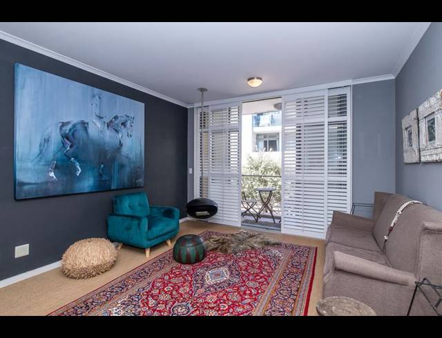 1 BEDROOM PROPERTY TO RENT IN MUIZENBERG